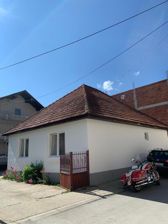 Lejla'S Guesthouse Gusinje Zewnętrze zdjęcie